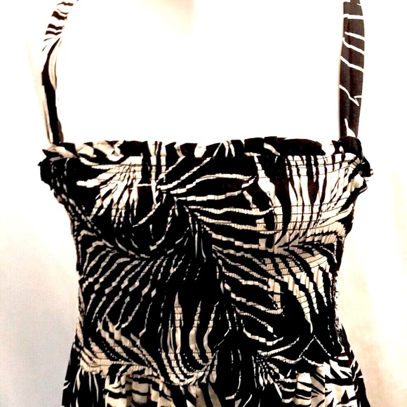❤️ Women’s TORRID NWT Zebra Dress Mid Wash Challis Smocked Bodice Dress Sz 0 - Picture 5 of 11